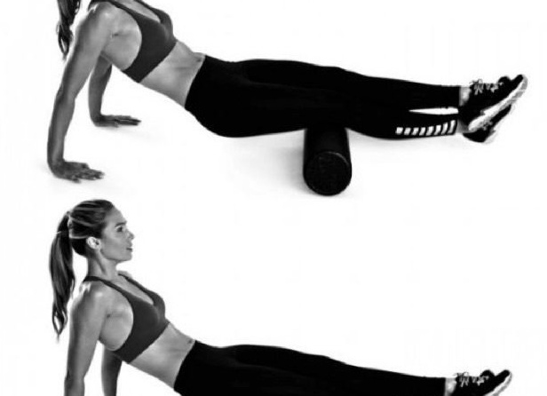 4 упражнения с массажным валиком для тех, кто хочет избавиться от целлюлита