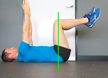 Упражнение «мёртвый жук» для сильного пресса и здоровой спины