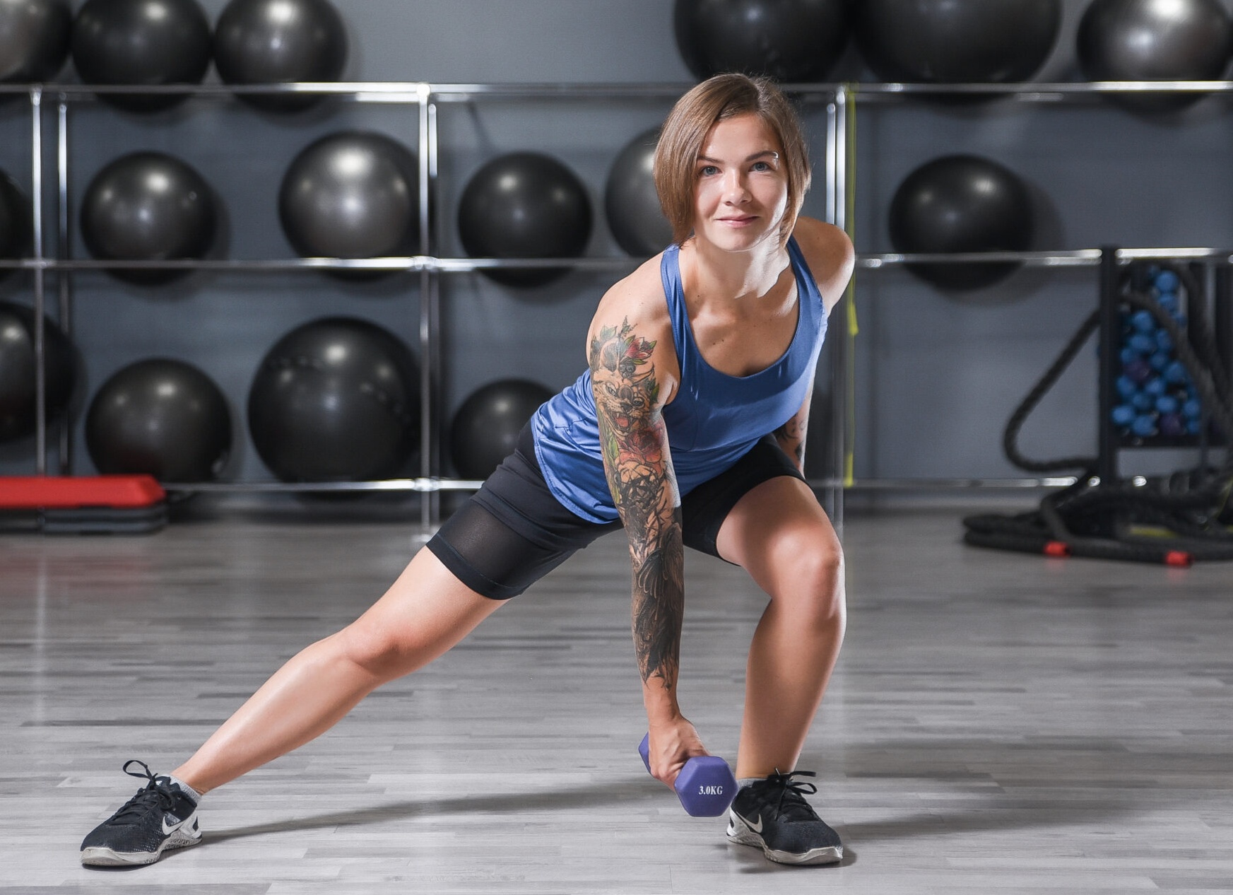 Прокачка: лёгкая тренировка с гантелями укрепит мышцы всего тела