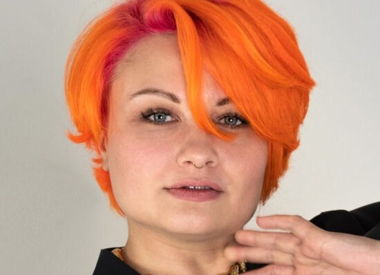 Как йога в гамаках помогает развить гибкость и добиться полного расслабления